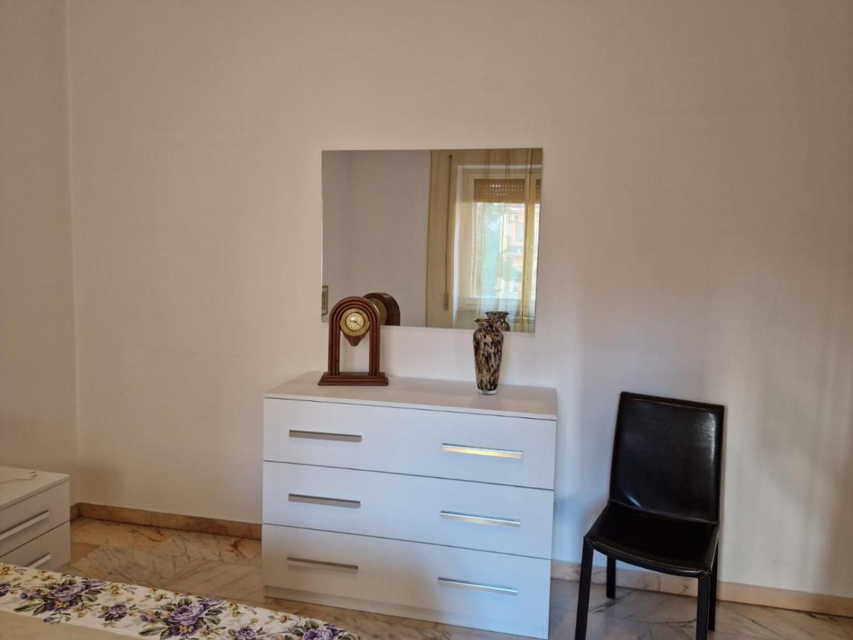 La Casa Di Angelica Apartment Cagliari Luaran gambar