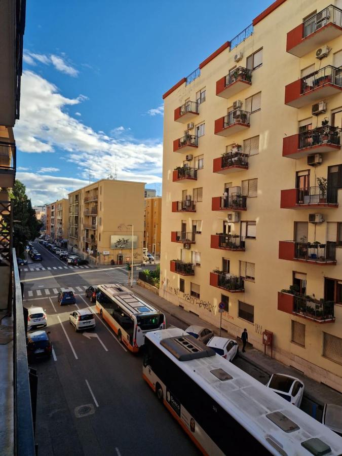 La Casa Di Angelica Apartment Cagliari Luaran gambar