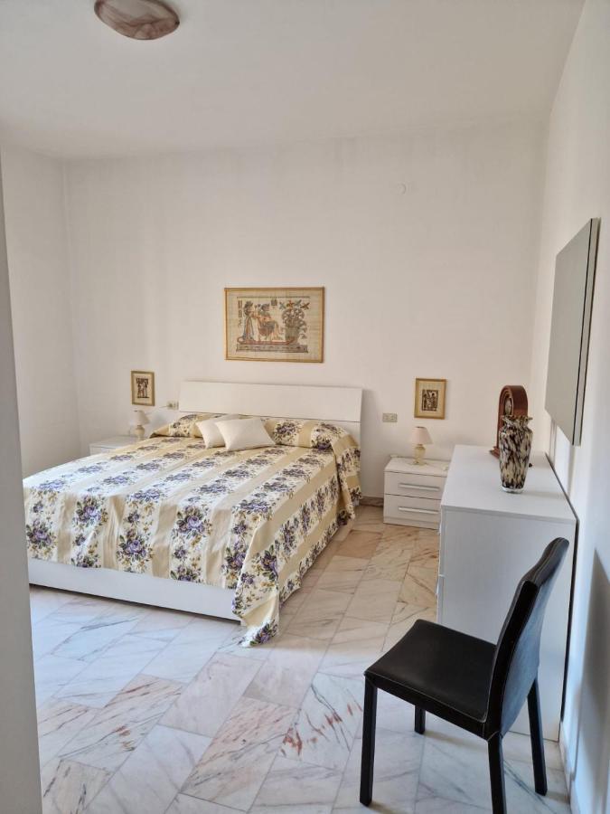 La Casa Di Angelica Apartment Cagliari Luaran gambar